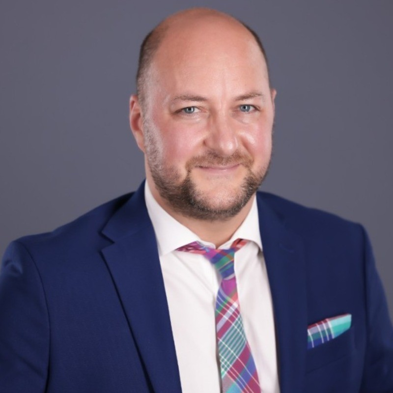 Headshot of David Linsmeyer